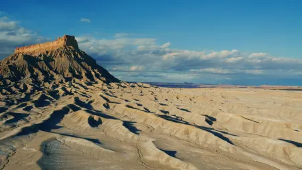 Utah’s Factory Butte Aerial wallpaper