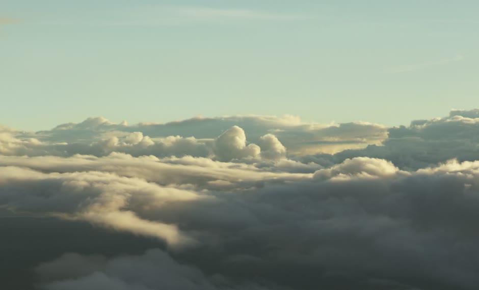 Hawaii Clouds Light